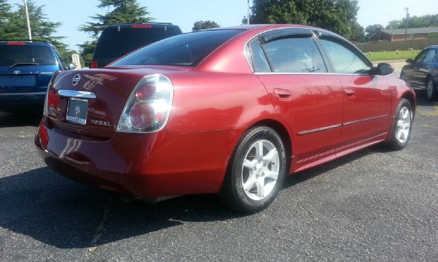 Nissan Altima 2005 photo 2
