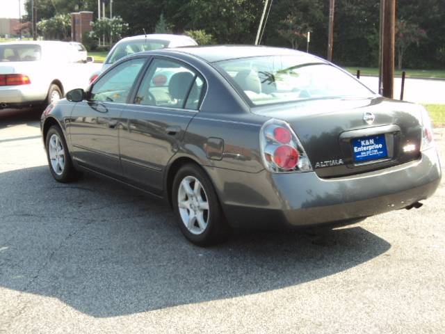 Nissan Altima 2005 photo 1