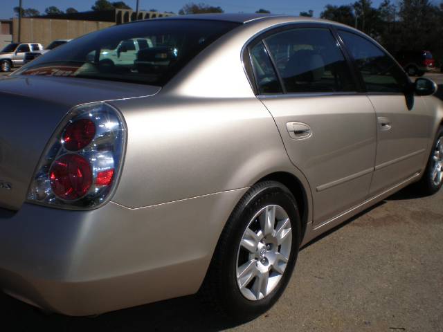 Nissan Altima 2005 photo 3