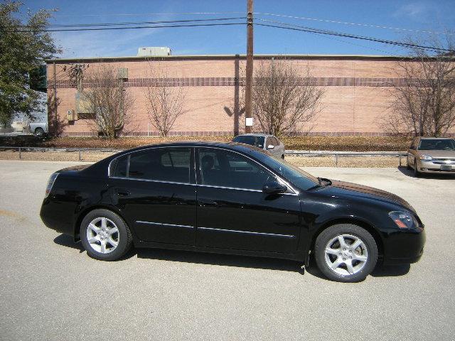 Nissan Altima 2005 photo 3
