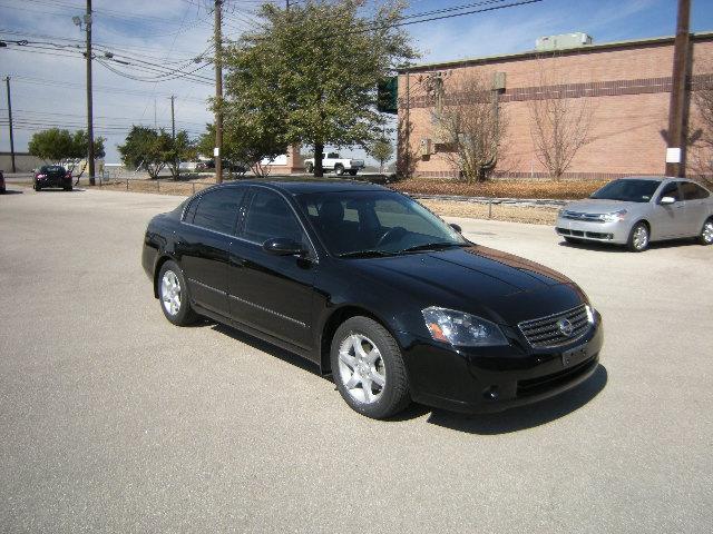 Nissan Altima 2005 photo 4