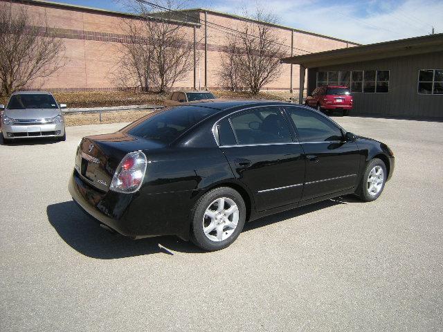 Nissan Altima 2005 photo 5