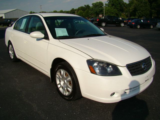 Nissan Altima 2005 photo 4