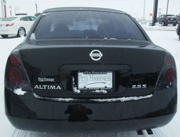 Nissan Altima 2005 photo 4