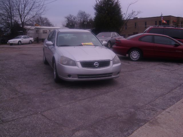 Nissan Altima 2005 photo 2