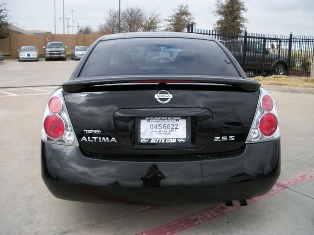 Nissan Altima 2005 photo 5