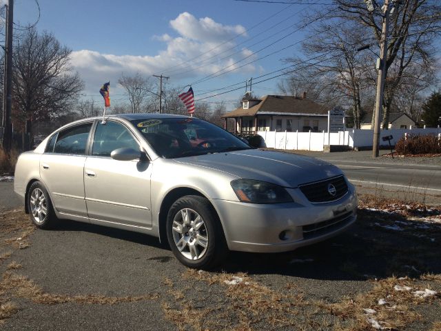 Nissan Altima 2005 photo 1