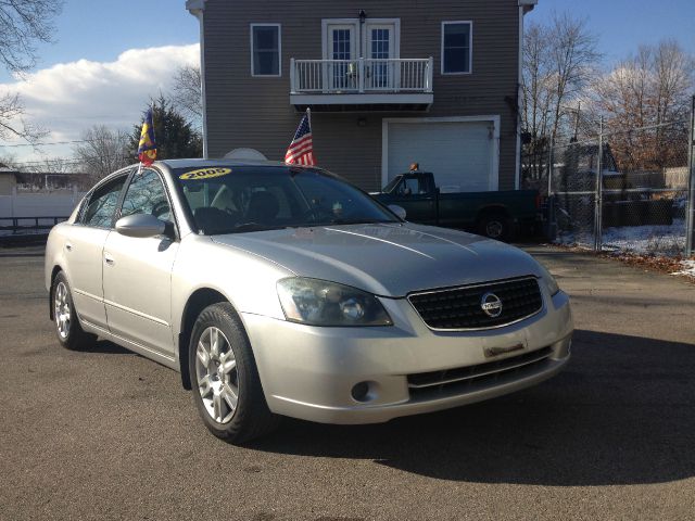 Nissan Altima 2005 photo 2