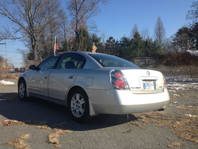 Nissan Altima 2005 photo 3