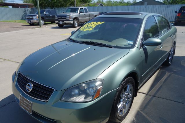 Nissan Altima 2005 photo 1