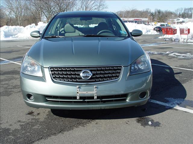 Nissan Altima 2005 photo 1