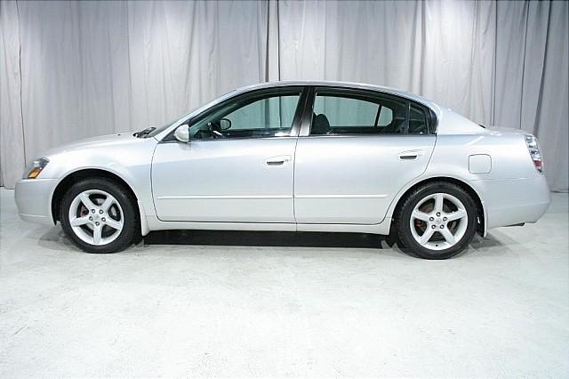 Nissan Altima 2005 photo 3