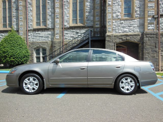 Nissan Altima 2005 photo 3