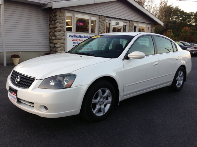 Nissan Altima 2005 photo 1
