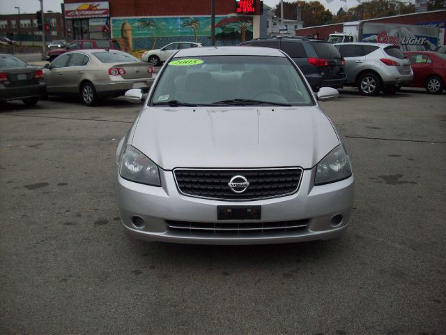 Nissan Altima 2005 photo 4