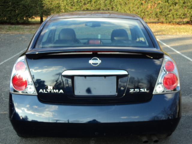 Nissan Altima 2005 photo 3