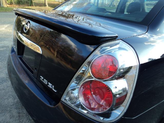 Nissan Altima 2005 photo 4