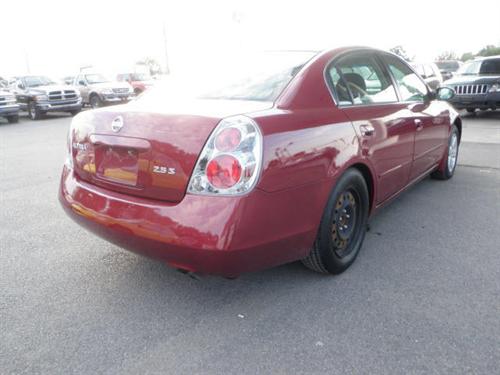 Nissan Altima 2005 photo 1