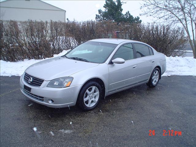Nissan Altima XR Sedan