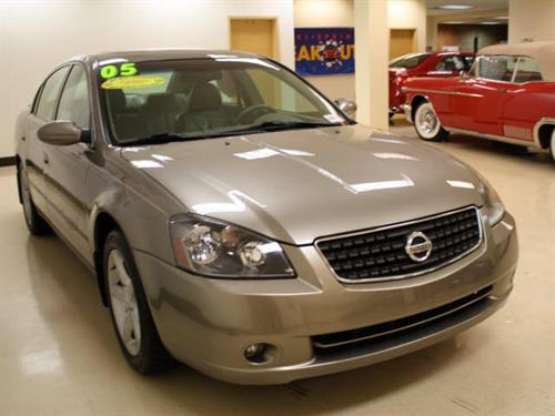 Nissan Altima 2005 photo 3