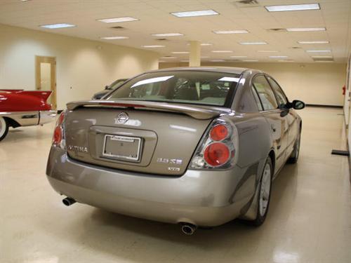Nissan Altima 2005 photo 4