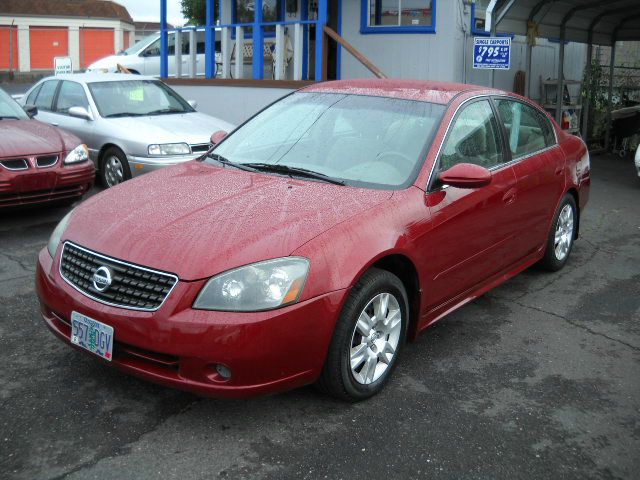 Nissan Altima 2005 photo 2