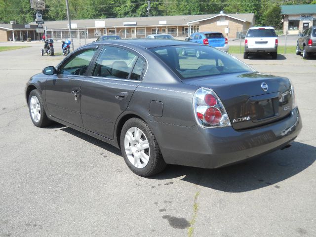 Nissan Altima 2005 photo 12
