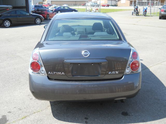 Nissan Altima 2005 photo 13