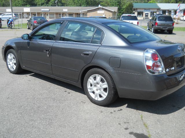 Nissan Altima 2005 photo 14