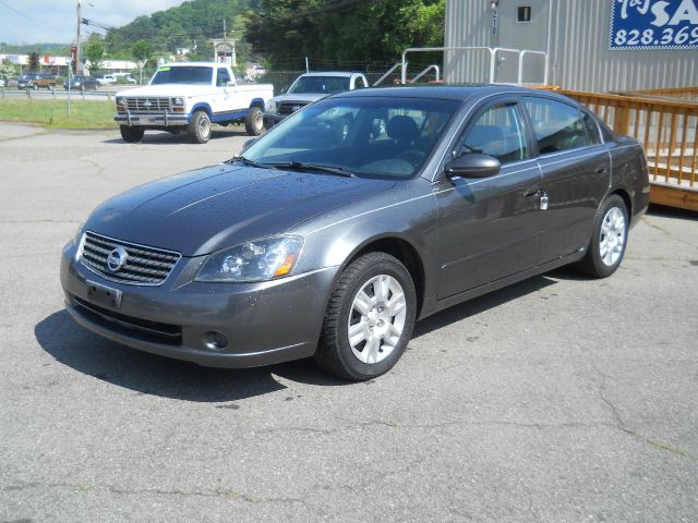 Nissan Altima 2005 photo 15