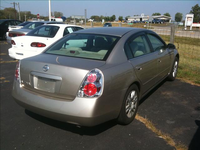 Nissan Altima 2005 photo 3