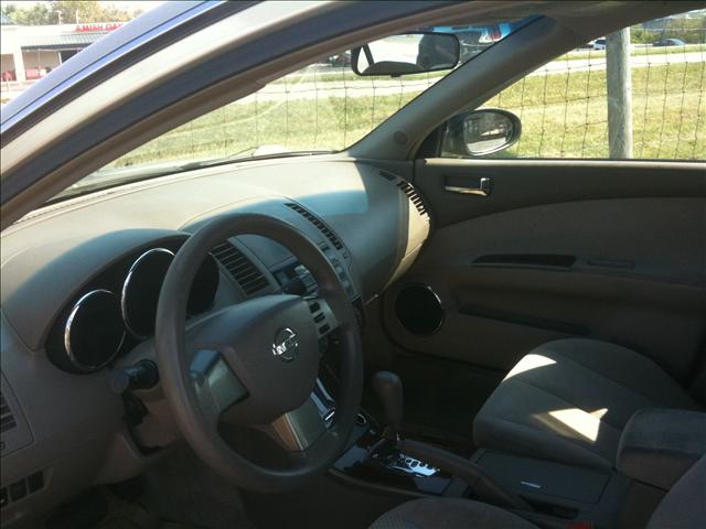 Nissan Altima 2005 photo 5
