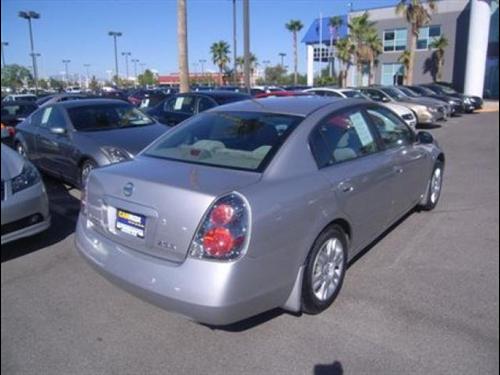 Nissan Altima 2005 photo 3