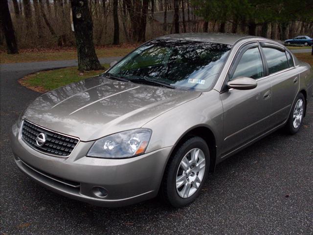 Nissan Altima XR Sedan
