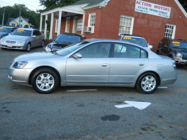 Nissan Altima 2005 photo 1