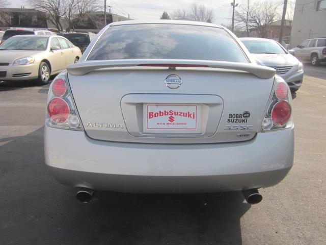 Nissan Altima 2005 photo 3