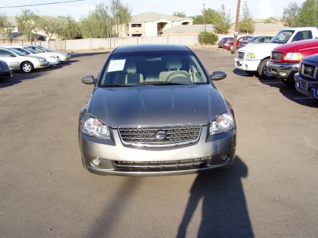 Nissan Altima 2005 photo 3