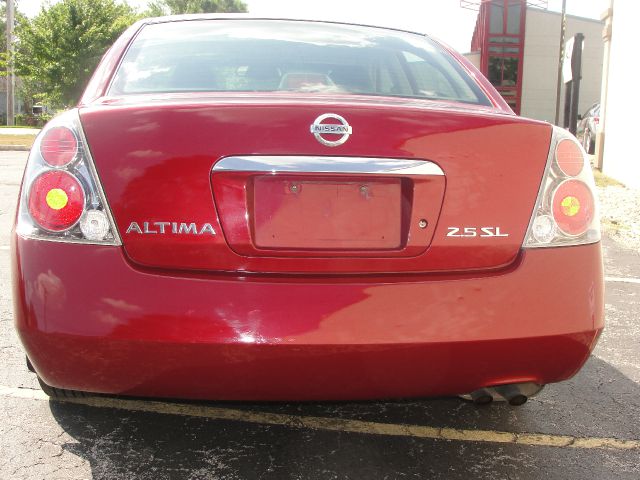 Nissan Altima 2005 photo 1