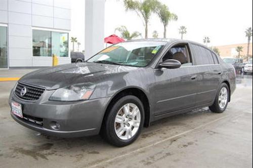 Nissan Altima 2005 photo 1