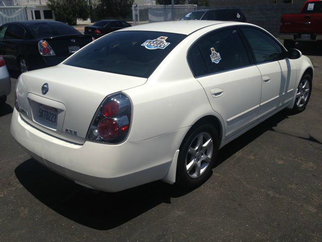 Nissan Altima 2005 photo 3