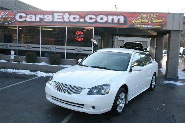 Nissan Altima Unknown Sedan