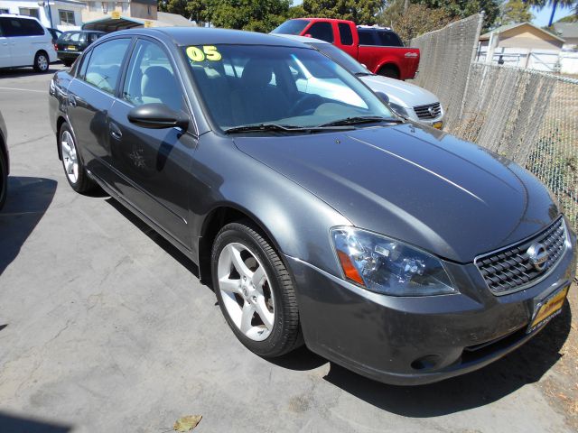 Nissan Altima LE Sedan