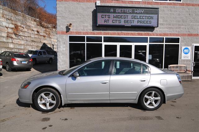 Nissan Altima 2005 photo 1