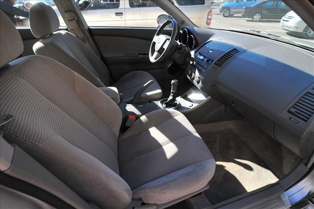 Nissan Altima 2005 photo 4
