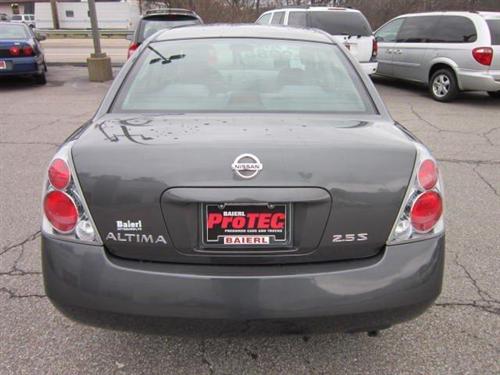 Nissan Altima 2005 photo 3