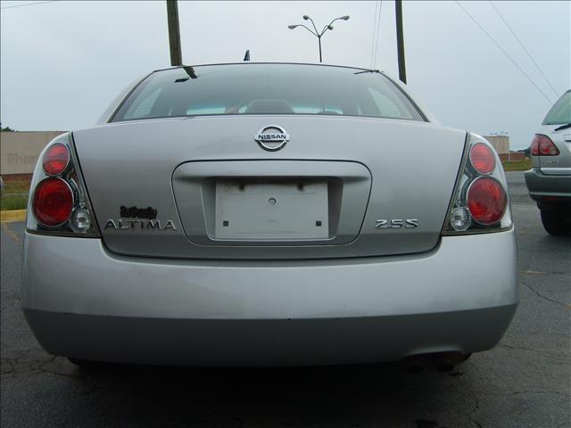 Nissan Altima 2005 photo 3