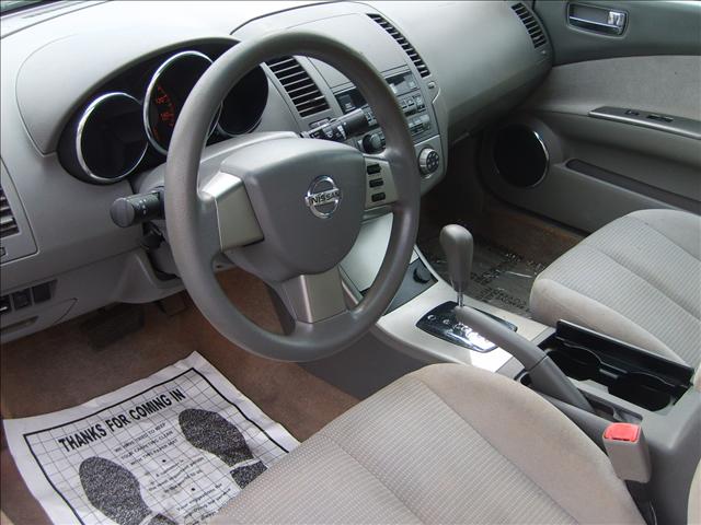 Nissan Altima 2005 photo 4