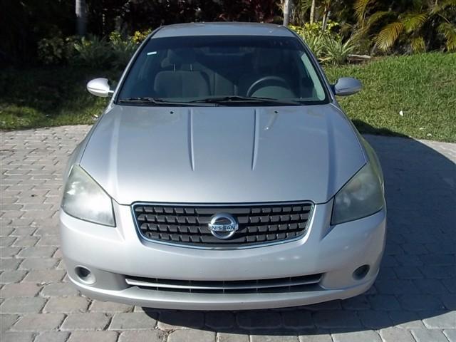Nissan Altima 2005 photo 1
