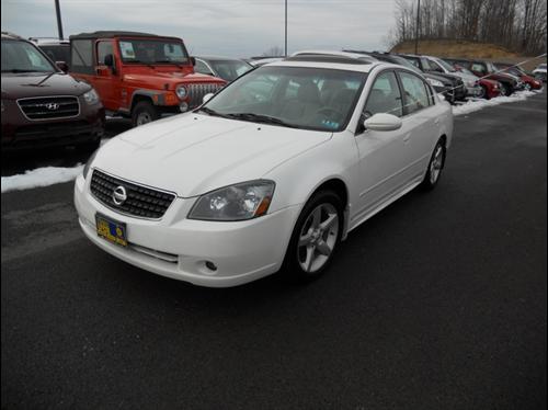 Nissan Altima 2005 photo 3