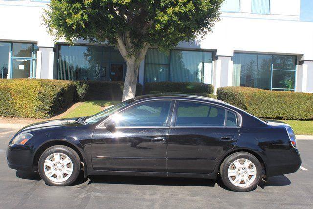 Nissan Altima 2005 photo 1